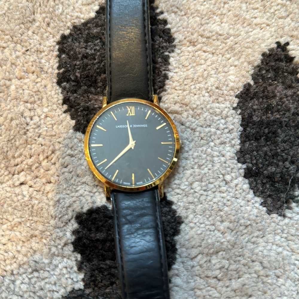 Larsson & Jennings
Lugano 40 MM Watch
